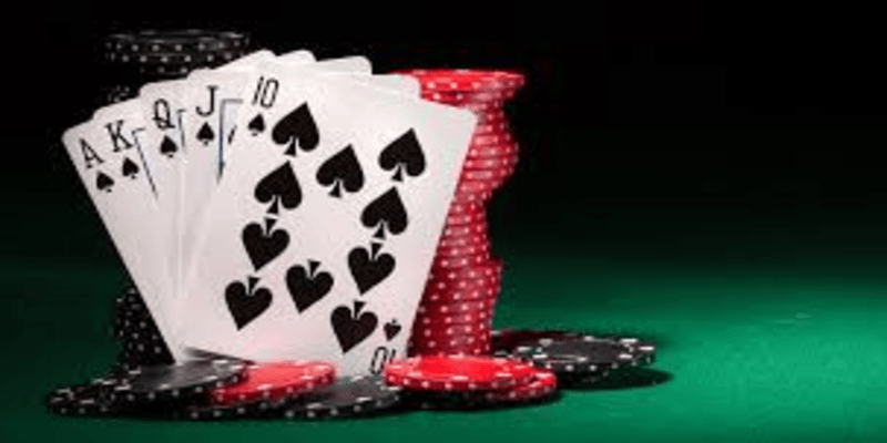 Phân Tích Các Loại Bài Poker Phổ Biến