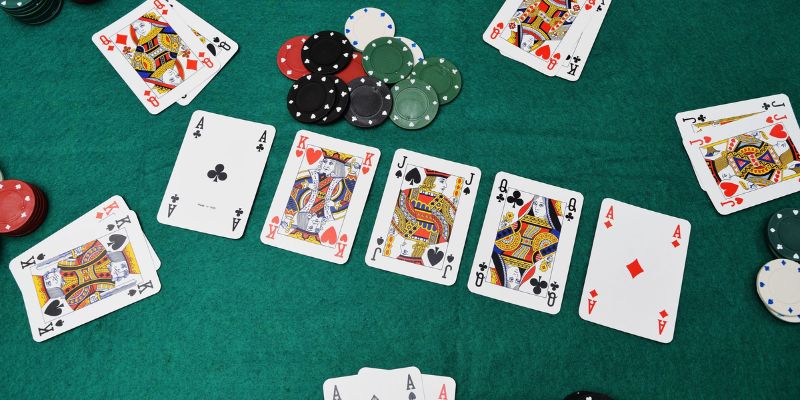 Các yếu tố cơ bản trong Poker