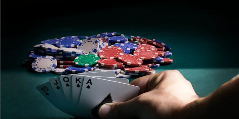 Chiến lược và Kỹ thuật chơi Poker